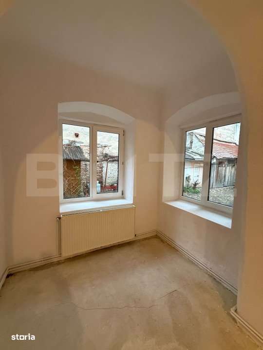 Apartament cu 3 camere, 91 mp, situat in centrul Istoric - Imagine principală: 5/12