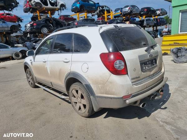 Cutie de viteze manuala galerie de evacuare admisie vas expansiune lichid parbriz Chevrolet captiva 2008 motor 2.4lpg 136 cp, dezmembrez piese - 2