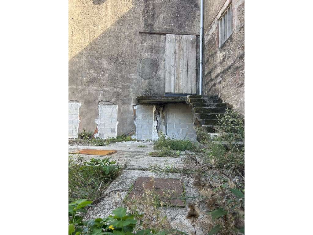 Armazém à Venda em Milheiros / Maia - Grande imagem: 5/7