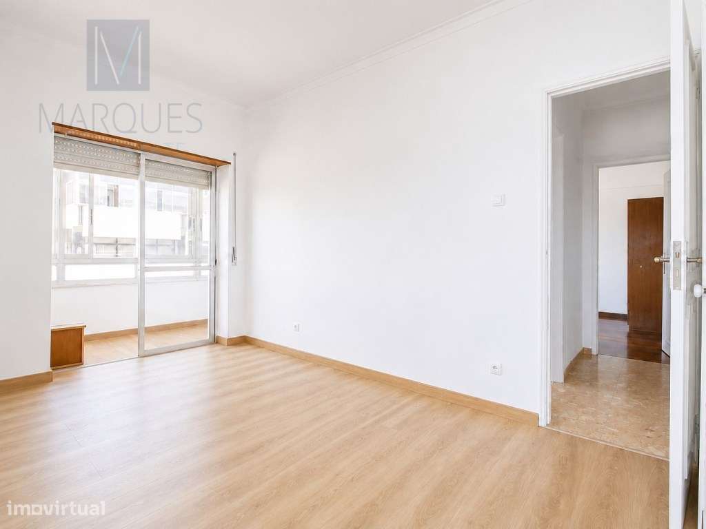 Apartamento T3 em Almada-19
