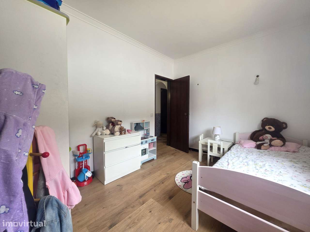 Simpático Apartamento T2 em andar de Moradia-23