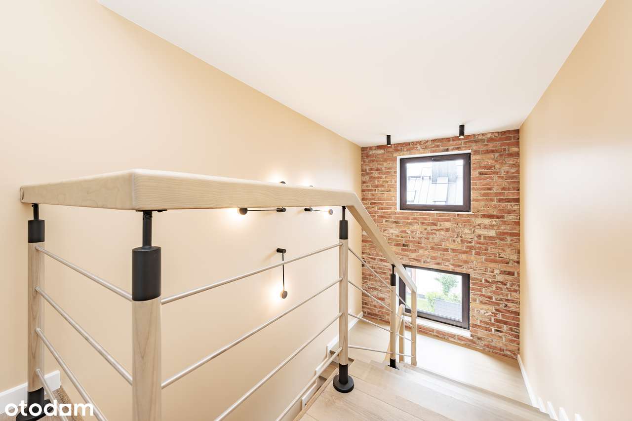 Wykończony apartament - garaż - taras - 2 balkony - strych-8