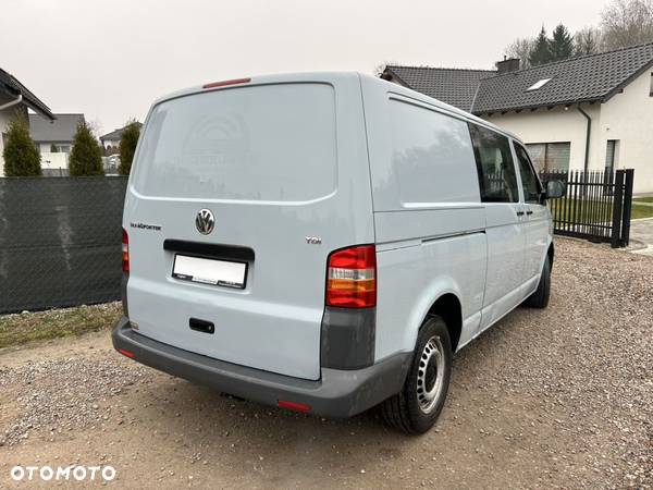 Volkswagen Transporter - 9