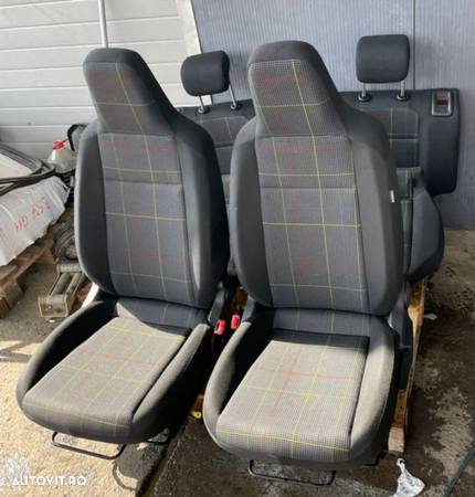 scaune fata încălzite model deosebit vw Up Skoda CityGo interior tapiterie stofă colorata model in 4 uși - 1