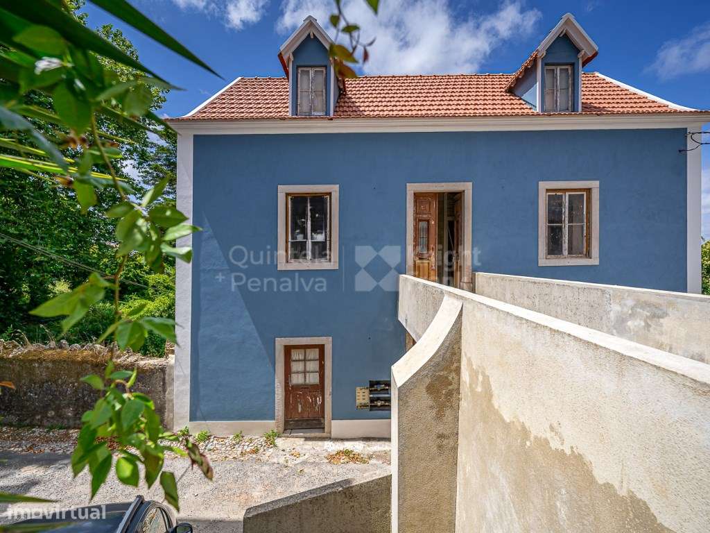 Moradia totalmente renovada com logradouro para venda em Sintra - Grande imagem: 5/33