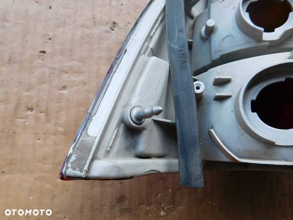 Lampa Tył Prawa HONDA ACCORD V AERODECK 93-98 USA kombi - 7