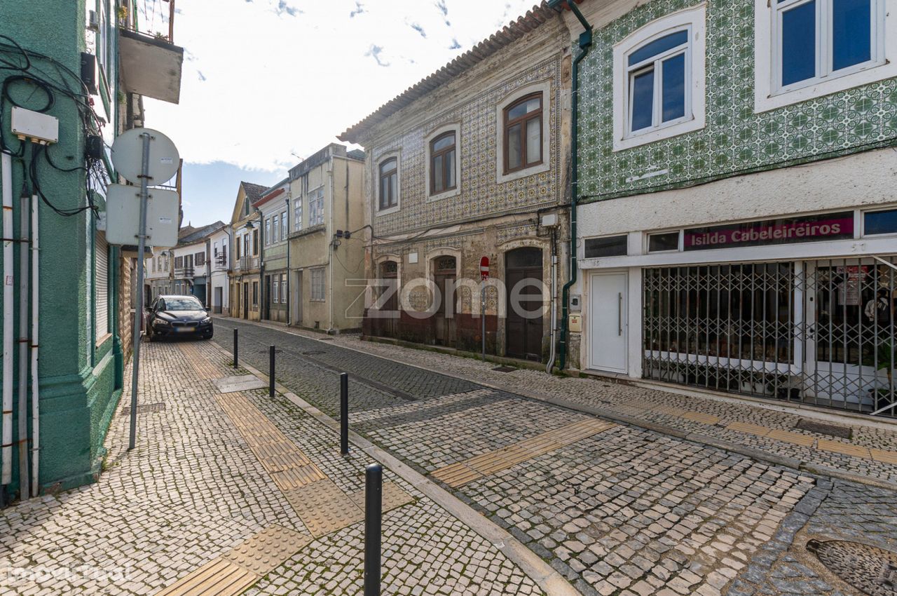 Terreno para Construção com Prédio no Centro Histórico de Ílhavo