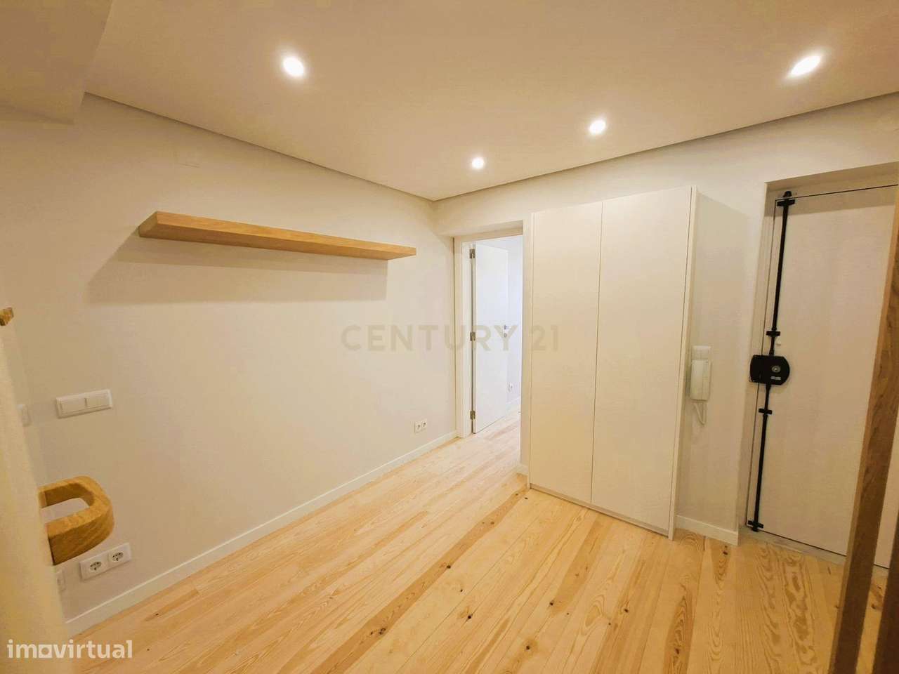 T1 renovado no coração da Madragoa - Grande imagem: 5/11