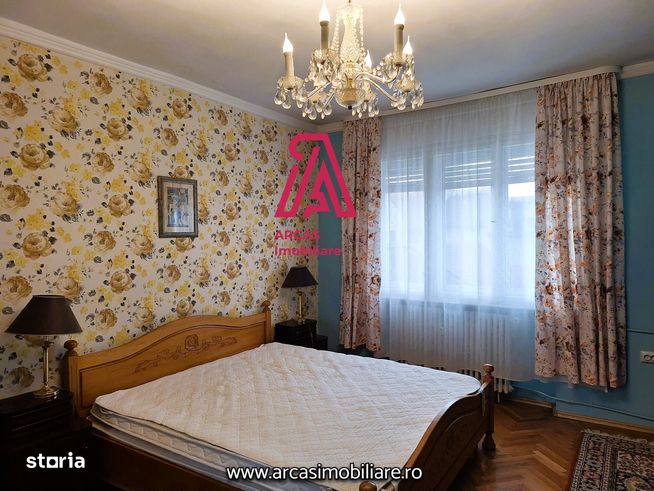 Apartament de vanzare cu 3 camere ultracentral Oradea!-11