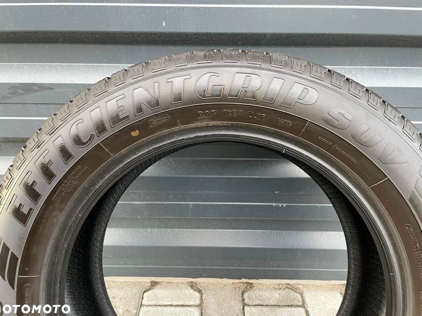 OPONA GOODYEAR EFFICIENTGRIP SUV 225/60/18 100V 2019 - 4