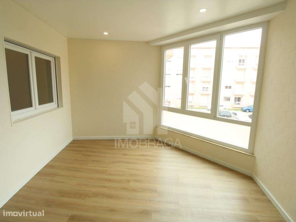 Venda Apartamento T1+1 Remodelado, nas Caxinas, Vila do Conde-33