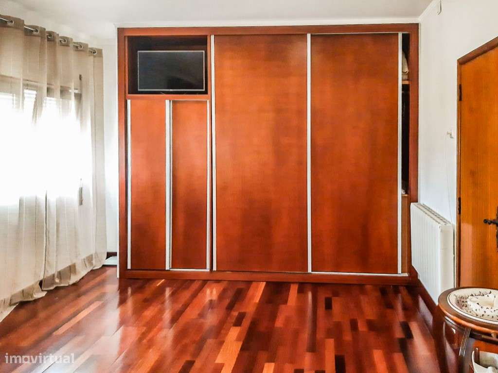 Moradia com Piscina e Café a funcionar - Grande imagem: 5/22