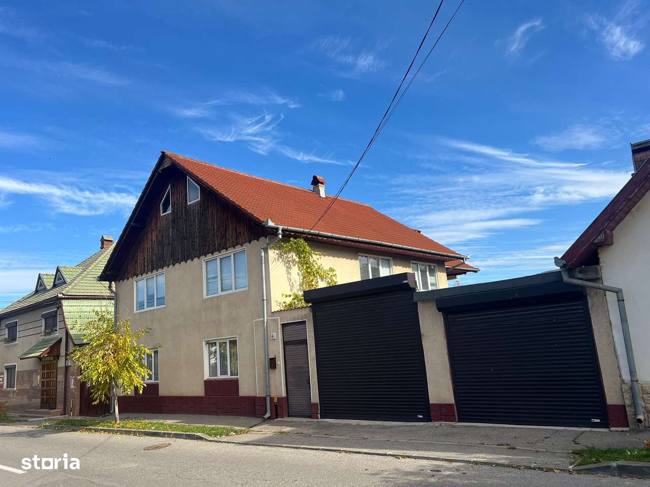 Casa Rasnov, Central, str. Ghimbasel-0