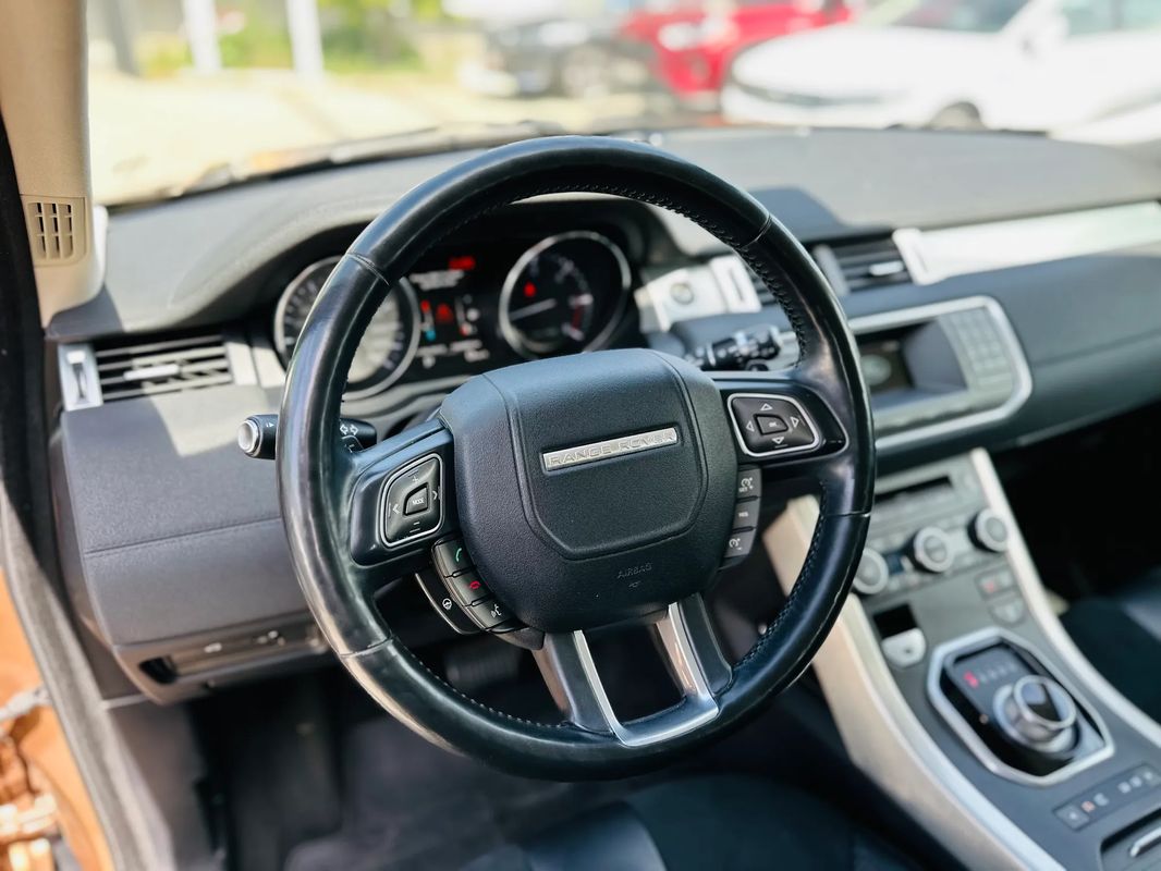 Land Rover Range Rover Evoque - 8