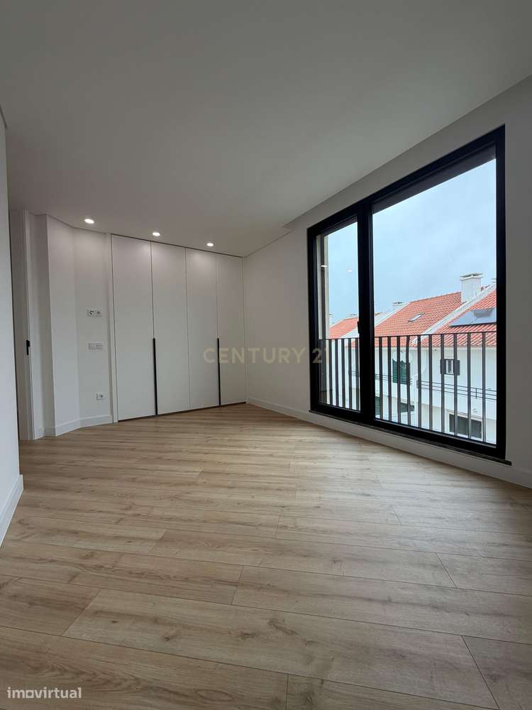 Moradia Isolada T4 - Pátio da Terra - Foros Amora - Grande imagem: 2/37