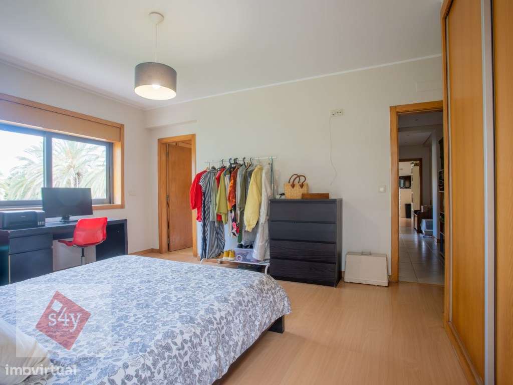 Apartamento T3 com Garagem e Terraço em Vila Serena - Pinhal Novo-22