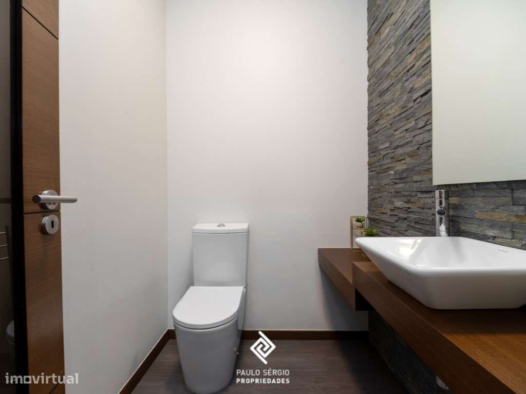 Apartamento T4 em Vila Nova de Gaia-5