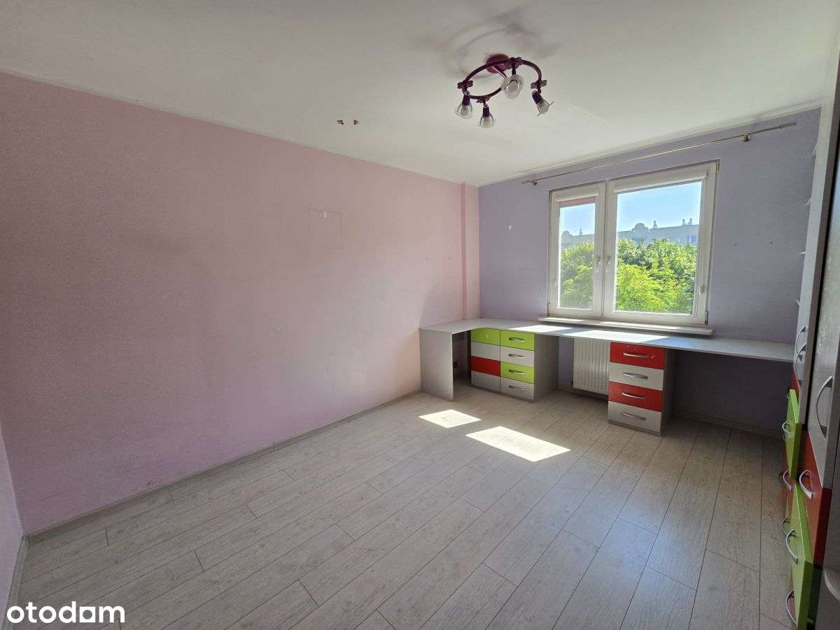 Rodzinne 4 pokoje przy Wodnika – do zamieszkania!-7