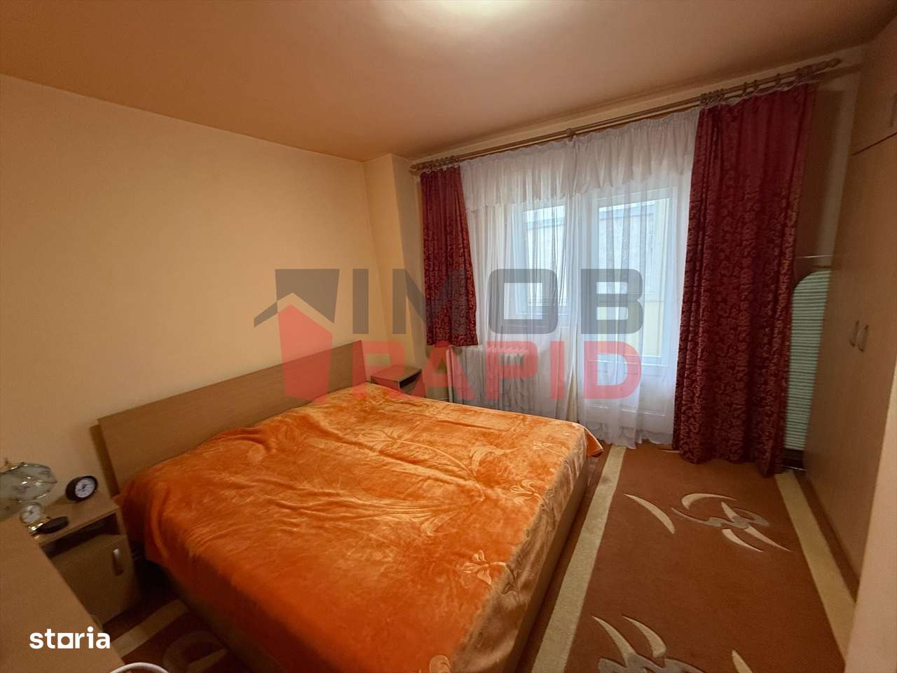 Apartament cu 3 camere, Zona Han-10