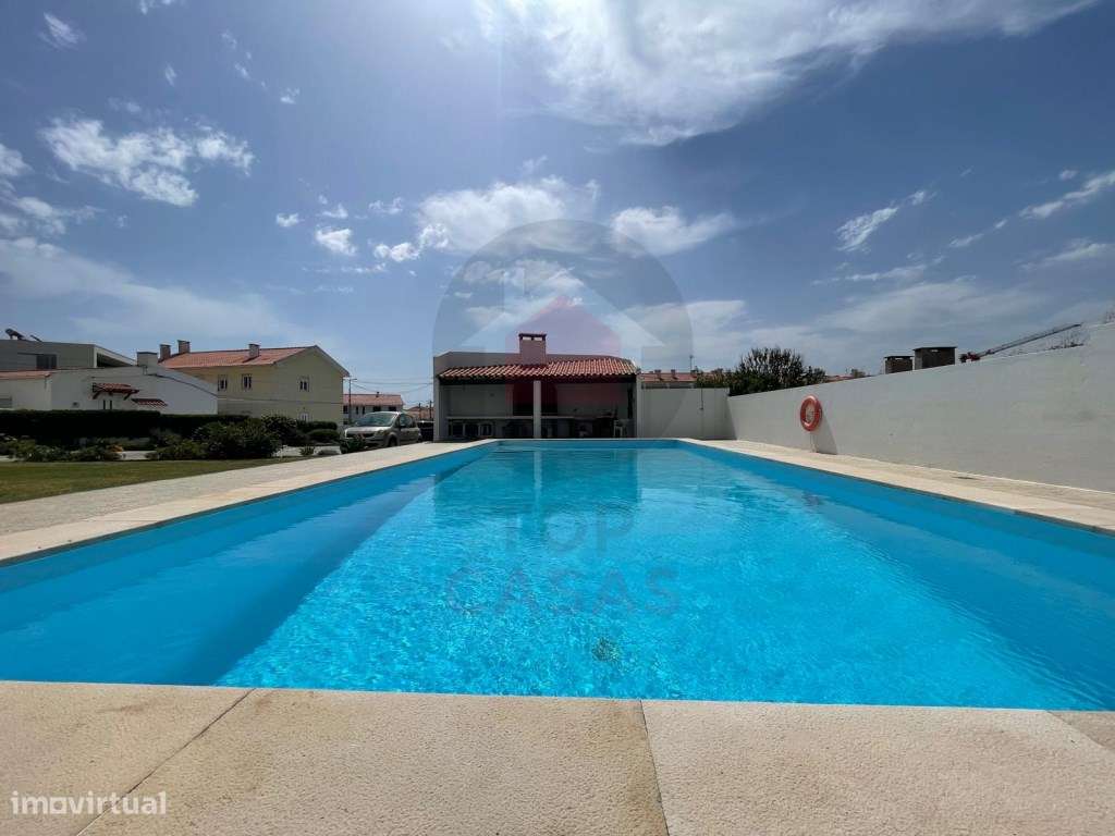Apartamento na Foz do Arelho com piscina-25