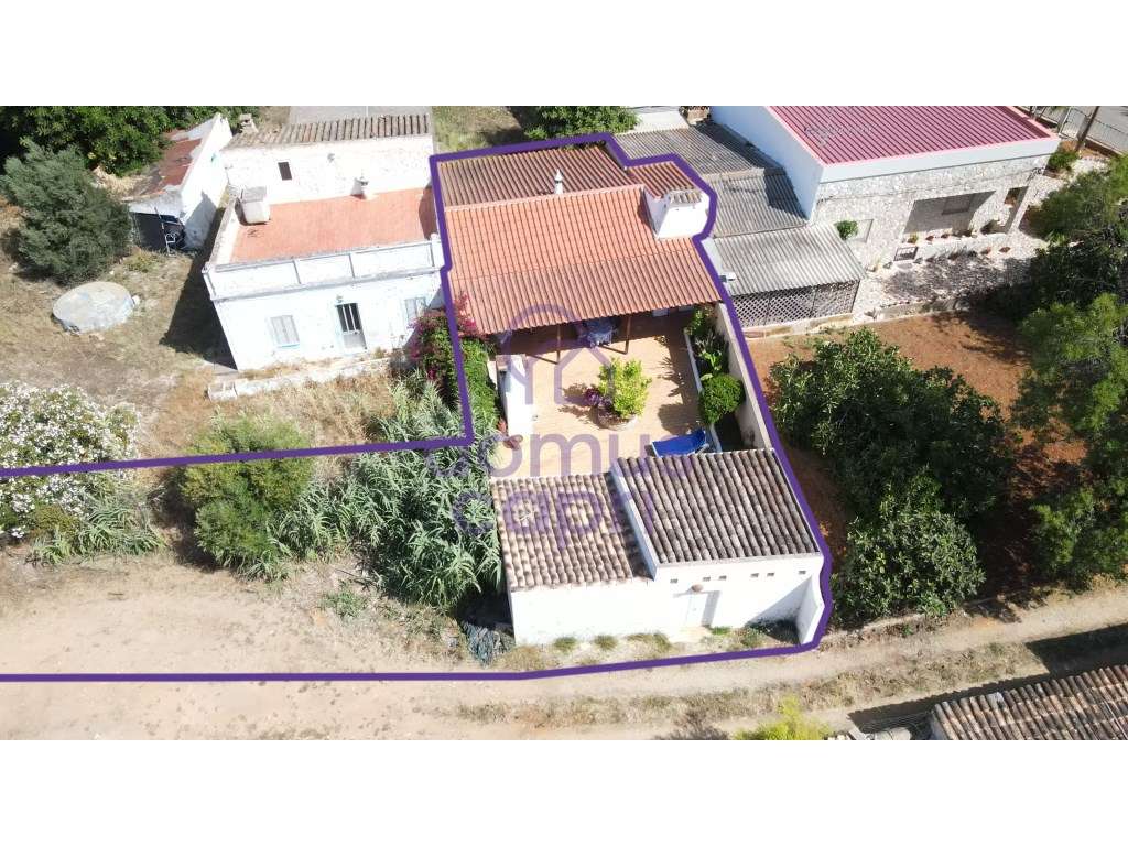 Moradia T2 com Terreno em Gião - Moncarapacho-18