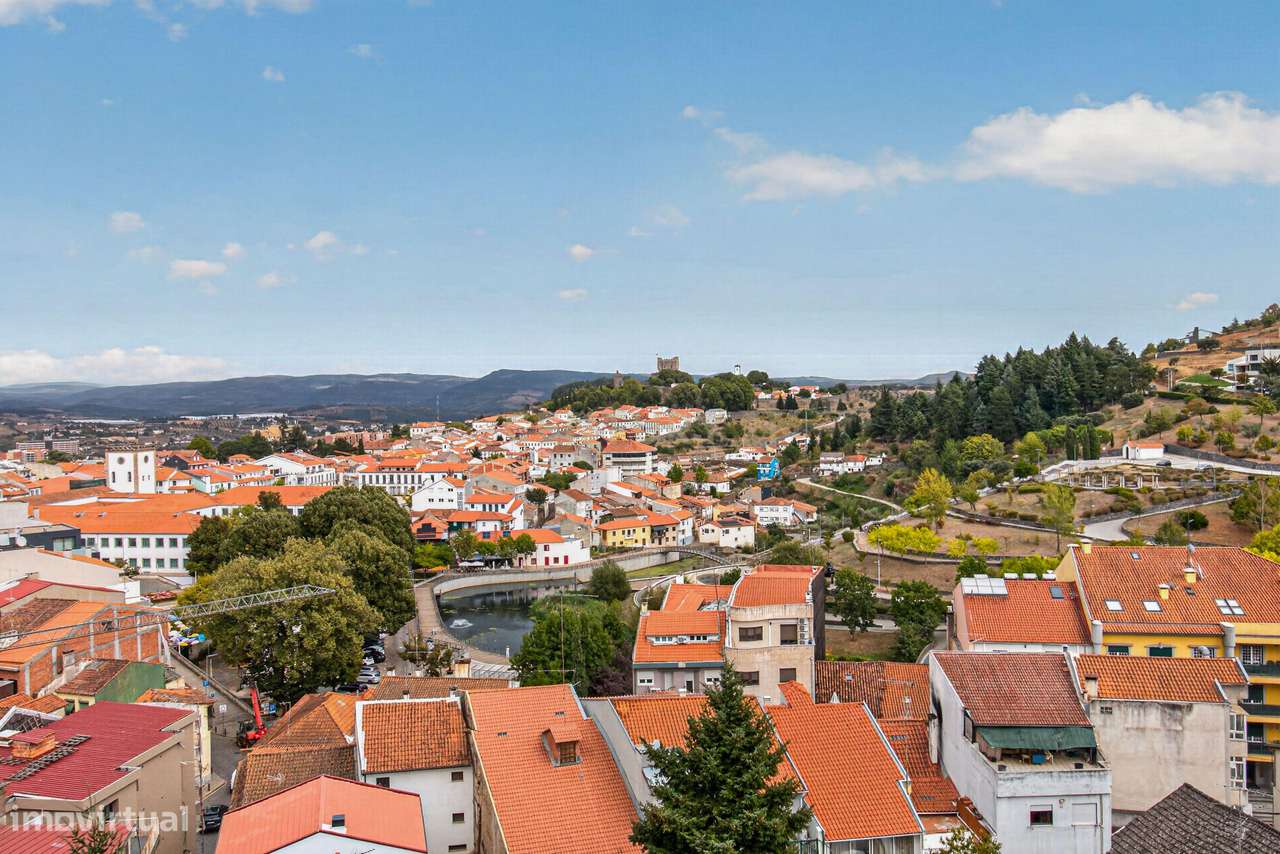 Fantástico APARTAMENTO T3 no #CENTRO de# BRAGANÇA!!!- AVENIDA SÁ CARNE-25