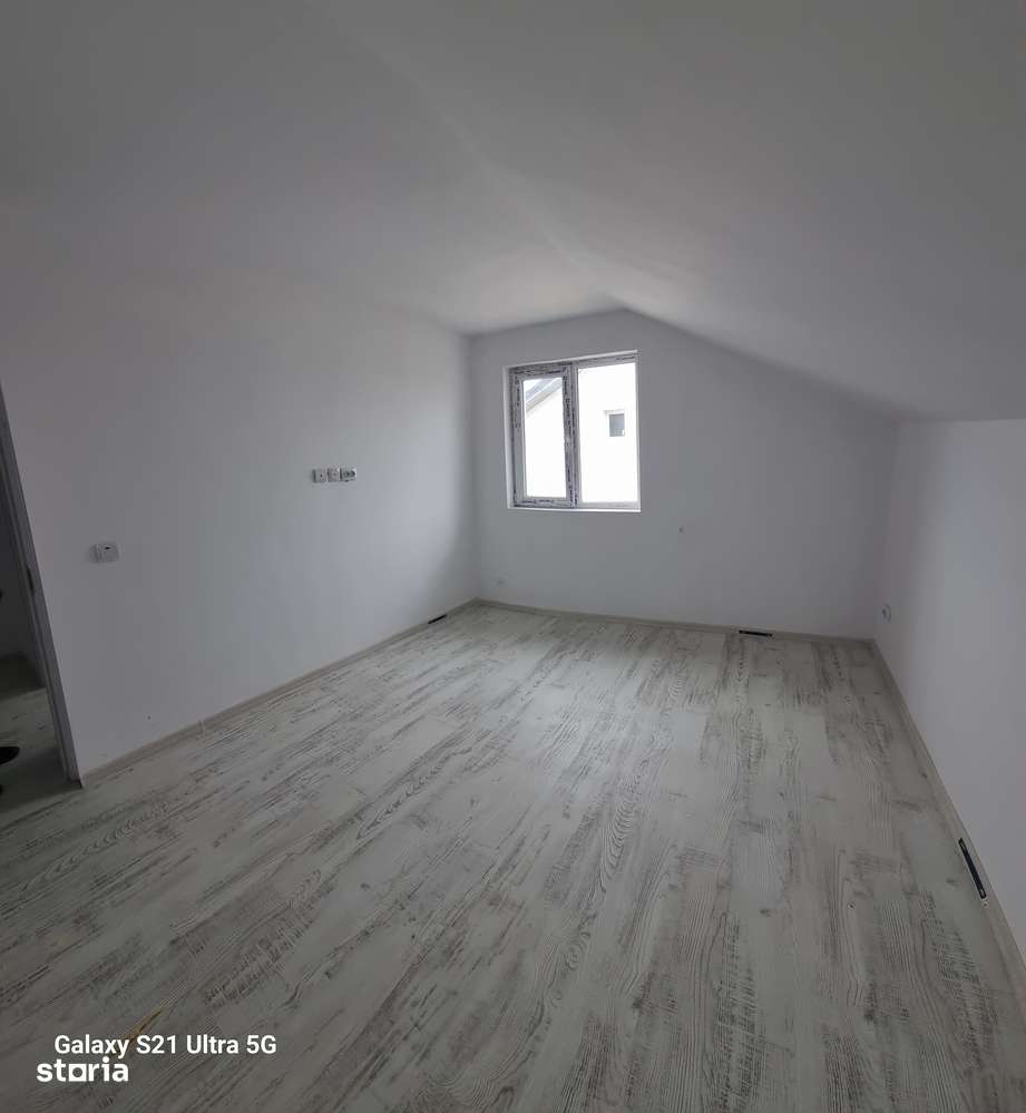 Vila P+M 5 camere//teren 350mp//utilitati Varteju-Magurele-6