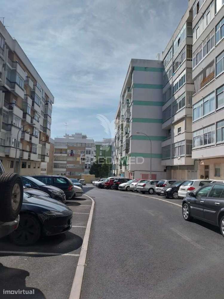 T2 Oeiras - Com Arrecadação - Totalmente Remodelado - Grande imagem: 2/24