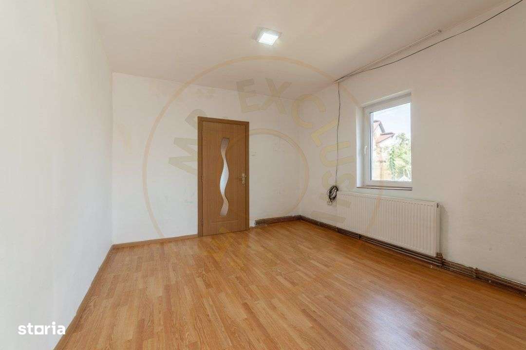 Oportunitate rara! Casa cu curte la munte-Campulung Muscel! - Imagine principală: 4/16