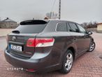 Toyota Avensis - 15