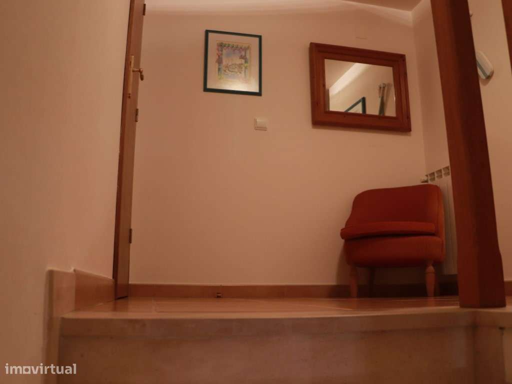 Apartamento T1+2 Duplex, em condomínio fechado, a 2 minutos da praia-30
