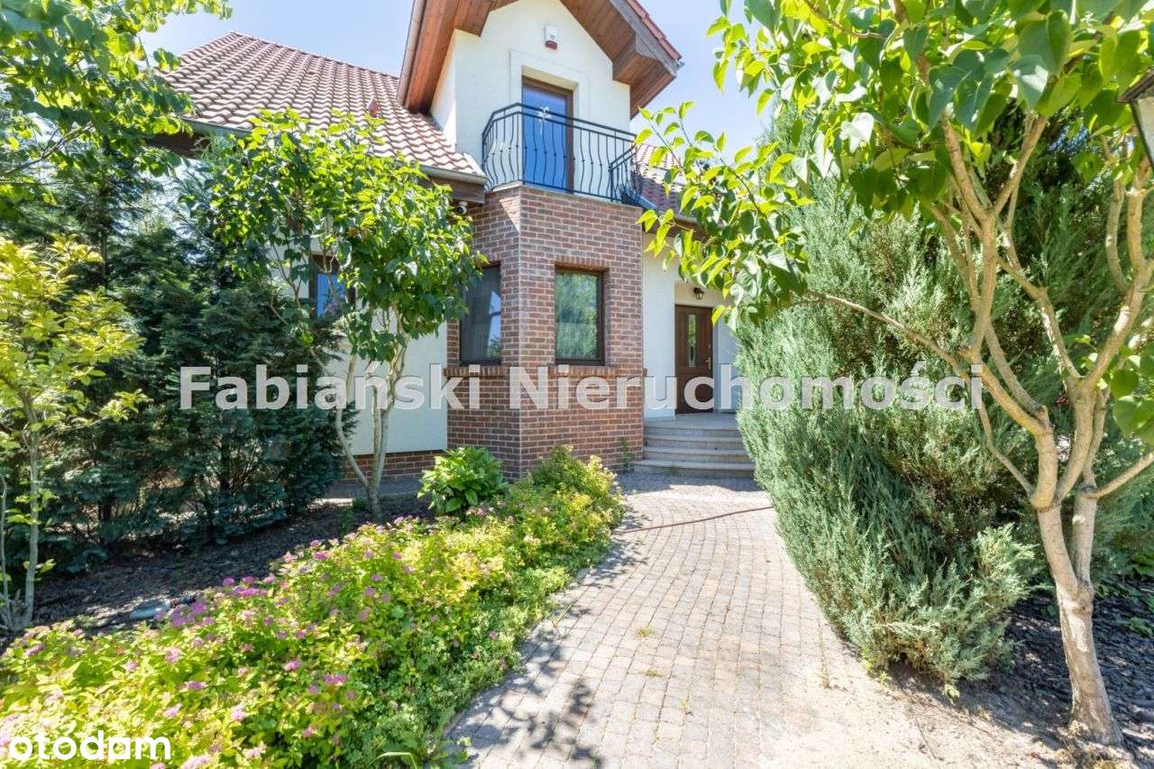 Dom 200m2 5 pokoi os. Kwiatowe Poznań-0