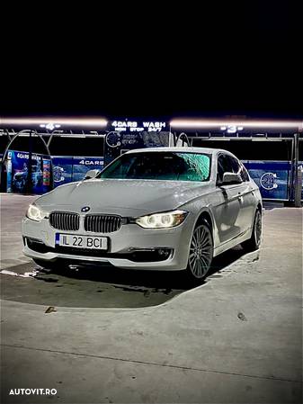 BMW Seria 3 320d Aut. Luxury Line - 1