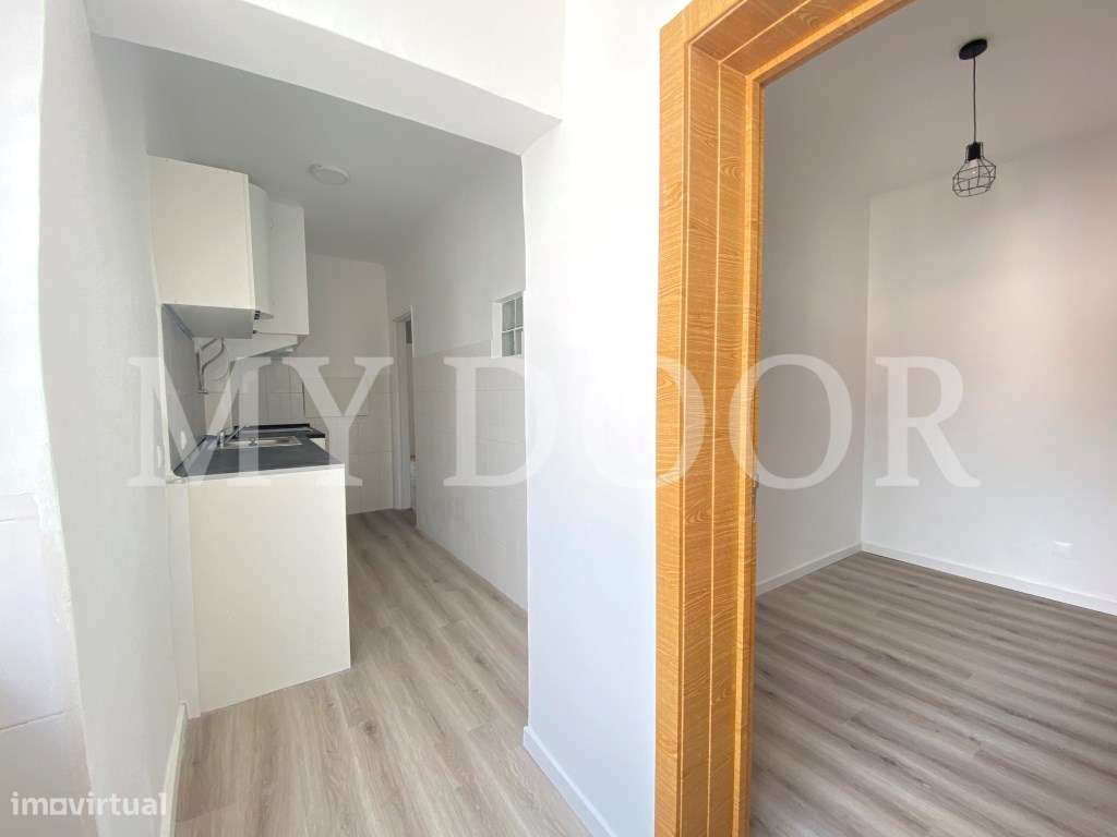 T2 - Moscavide - Recuperado - 4º andar - Varanda - Grande imagem: 4/20