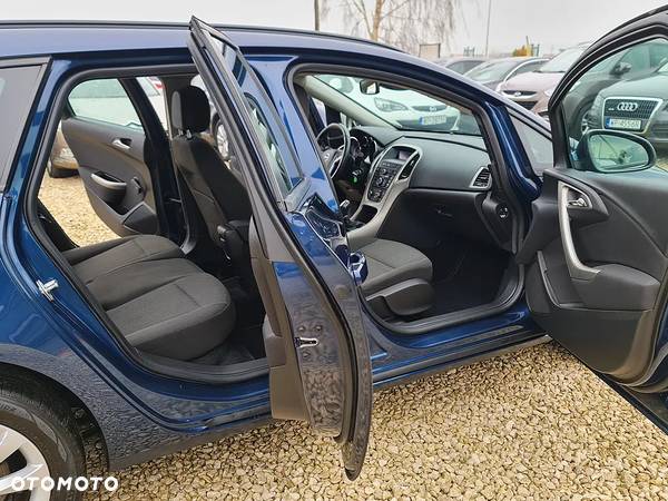 Opel Astra 1.7 CDTI Caravan DPF (119g) Edition - 12