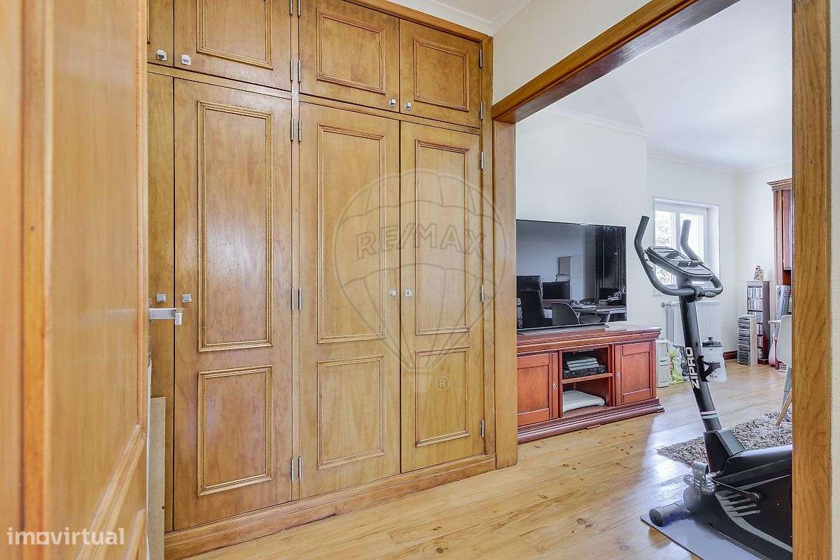 Moradia T5 para venda-35