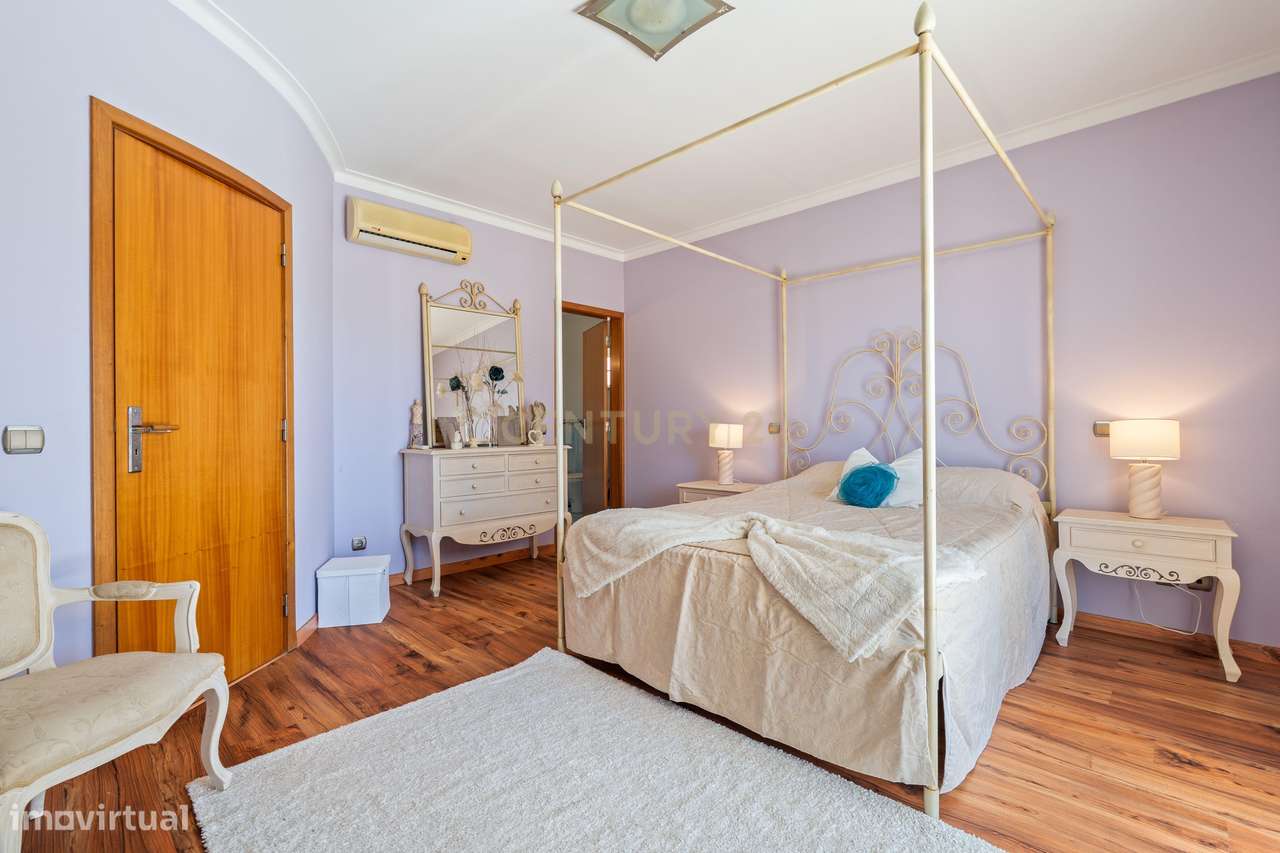 Moradia em Ferragudo com Vista para o Rio-20