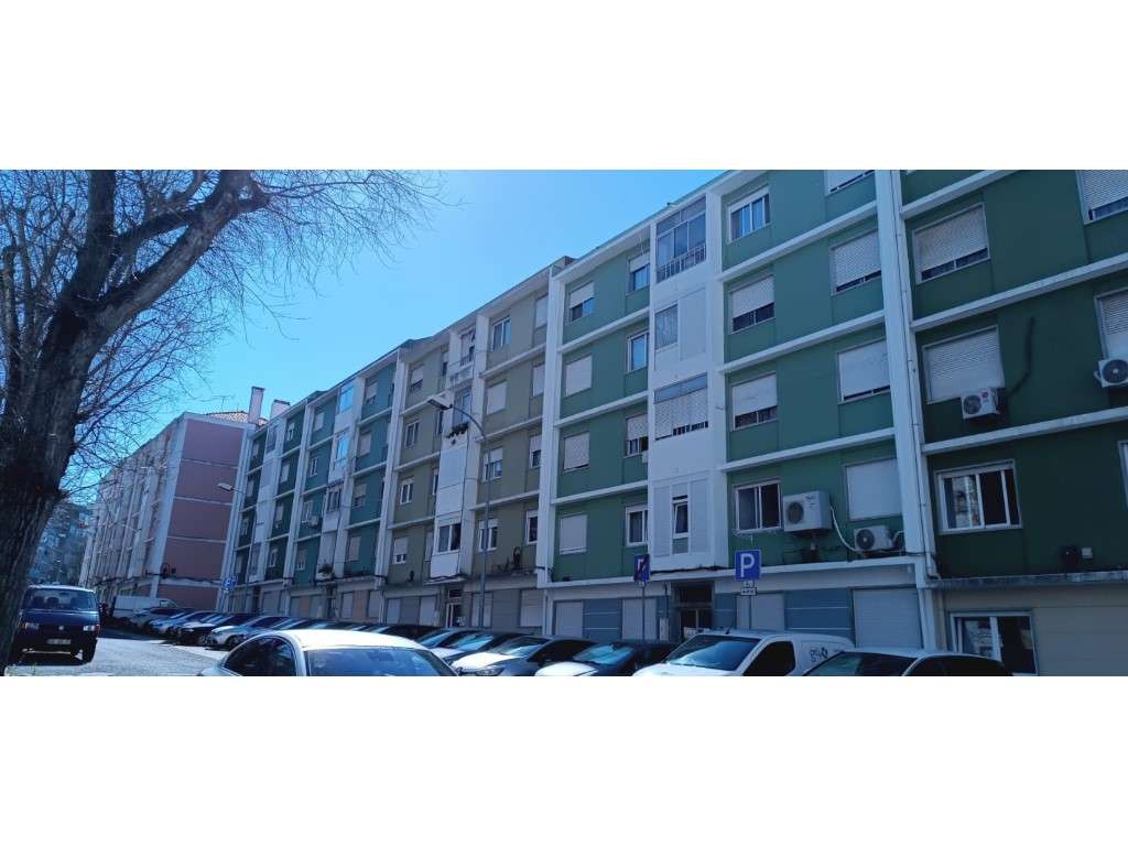 Apartamento T2 - Benfica - Remodelado-15