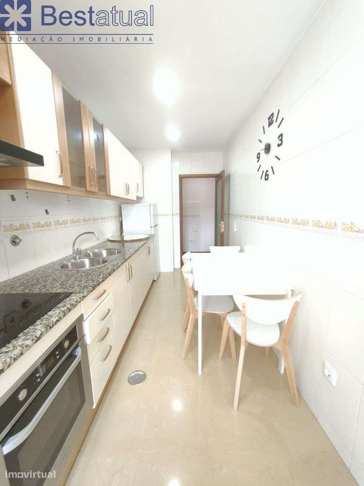 T2 Mobilado/Equipado-Cond. Fechado C/Piscina -Ofir-20