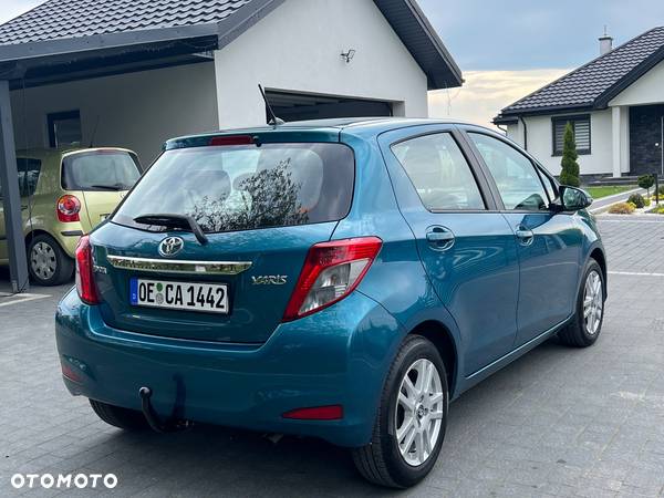 Toyota Yaris 1.33 Premium - 4