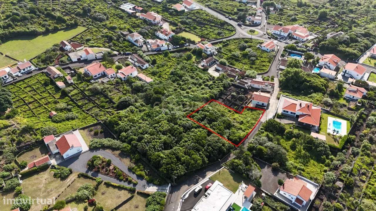 Terreno  à Venda em Porto Martins, Ilha Terceira - Grande imagem: 4/10