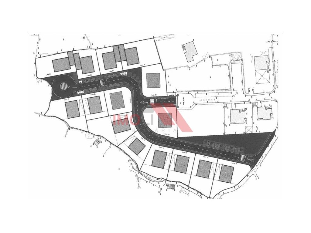 Lote para construção de moradia T3 geminada pela garagem