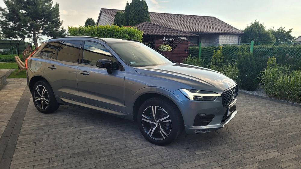 Volvo XC60 II B4 D AWD R-Design 2022
