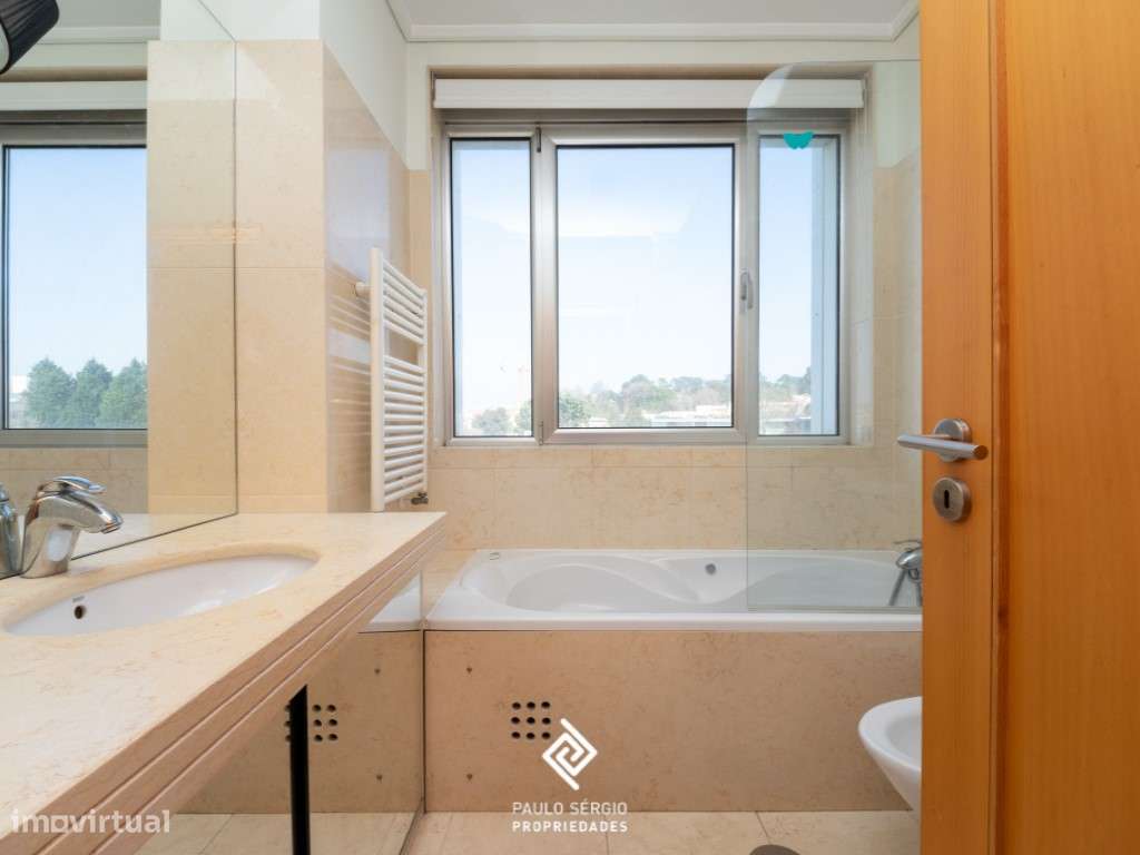 Apartamento T4 no Porto | Aviz | 195 m² | Garagem para 3 Carros | C...-10