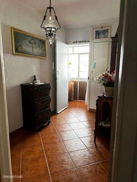 Apartamento T2 Lisboa - Grande imagem: 5/12