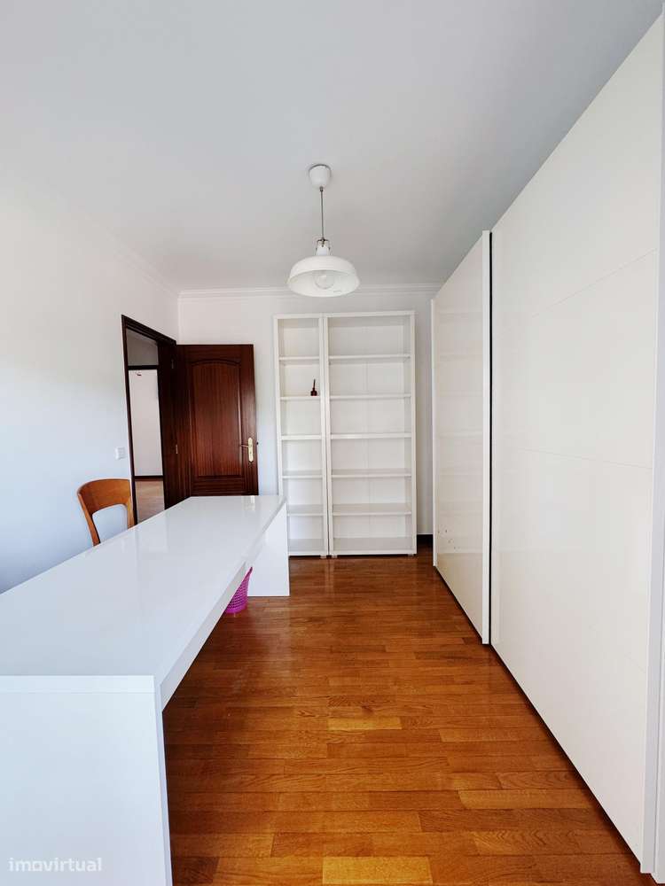 Apartamento T3 - Rua Paulo Quintela - Grande imagem: 2/8