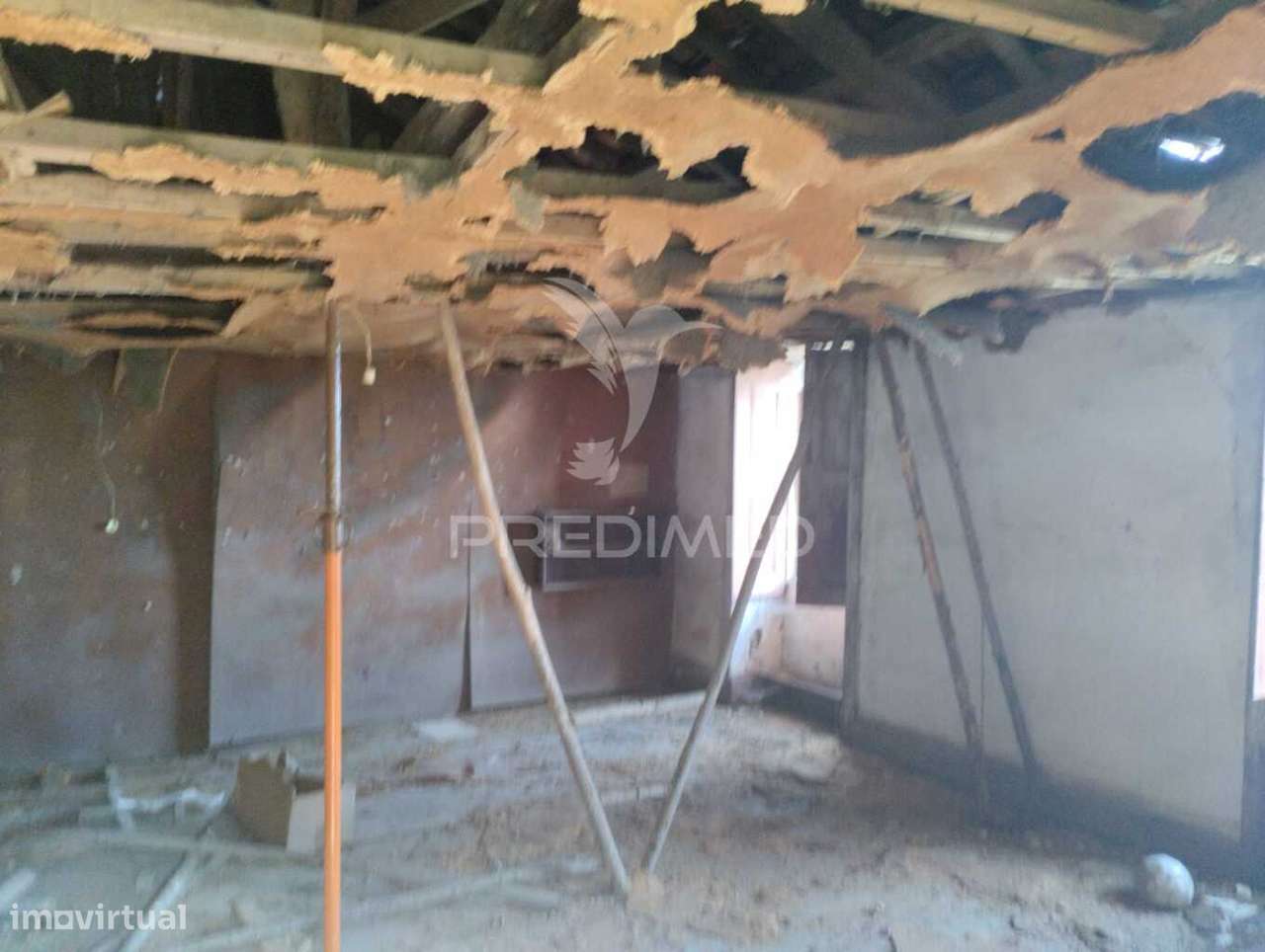 Moradia Com Terreno - Grande imagem: 5/18