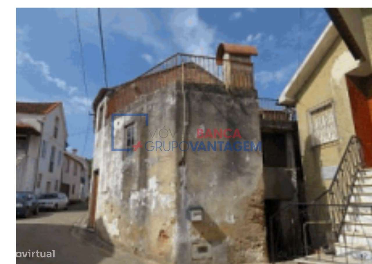 Moradia para Reabilitar | Godinhela  Miranda do Corvo | 27.000 € - Grande imagem: 2/13