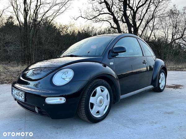 Volkswagen New Beetle - 1