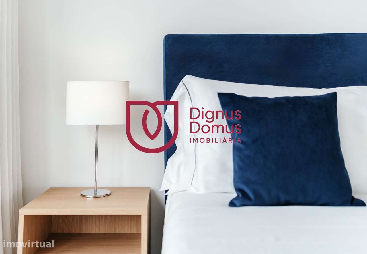 Investimento - T0 com gestão AL no coração do Porto-3